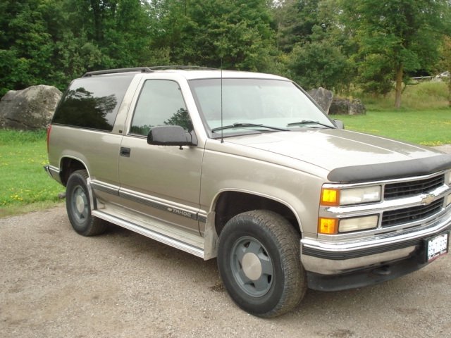 1999 Chev Tahoe 1